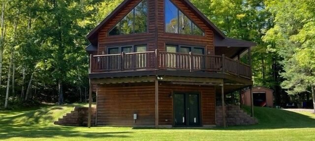 Rock Lake Retreat: Iron Mountain Fall Getaway | Rock Lake + State Forest in Iron Mountain
