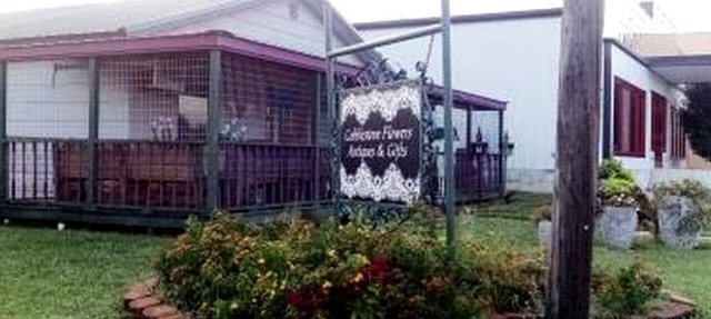 Romantic Staycation near Shawnee in Holdenville, Oklahoma in Holdenville