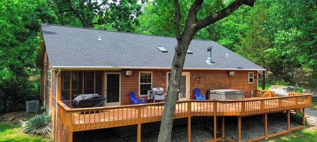 Rustic Retreat near Norfork Lake in Clarkridge