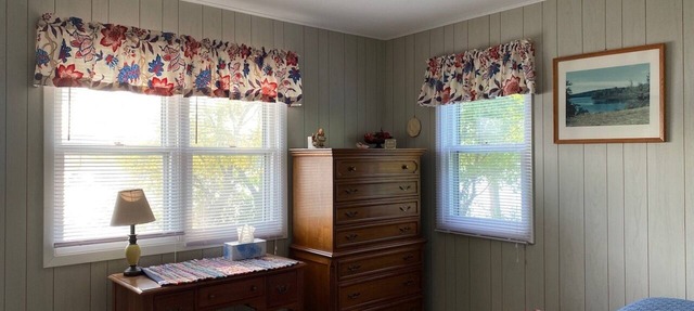 Rustic Three Bedroom Cabin with 28 Foot Dock on Cedar Lake - Nashua, Iowa in Nashua