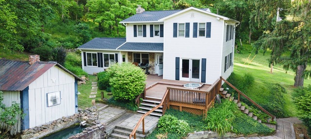 Serene Retreat in SW Holmes County, OH - Nature-Lover's Paradise - Dog-Friendly! in Killbuck