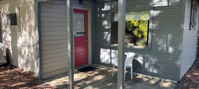 Sleeping Bear Riverside Cabins - Cabin #5 in Honor