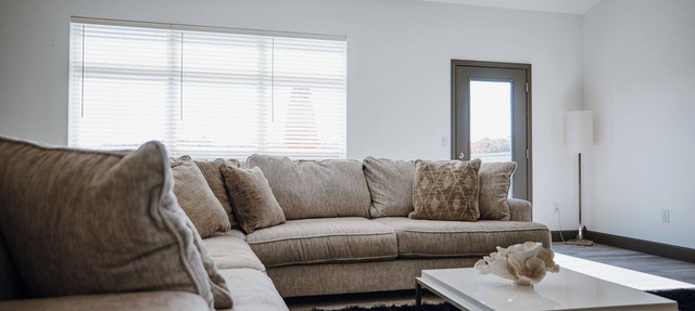 Spacious 4-bedroom house in prime Saint Robert location with modern amenities in Saint Robert