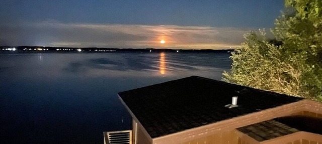 Spacious Home on Lake Kegonsa in Stoughton