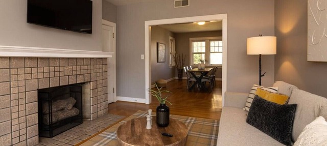 Spacious in Hyde Park with Patio in Cincinnati