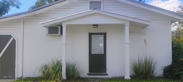 Spacious studio apartment centrally located in Perry in Perry