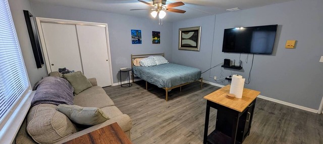 Spacious Studio near Brady St in Milwaukee