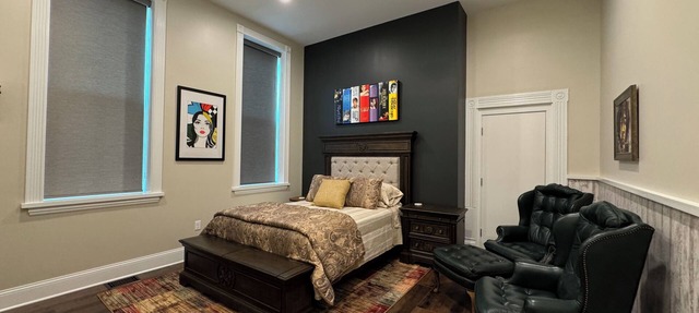 Stadium Stays #2 in downtown INDY. 5 minute walk to the Stadium. Free parking. in Indianapolis