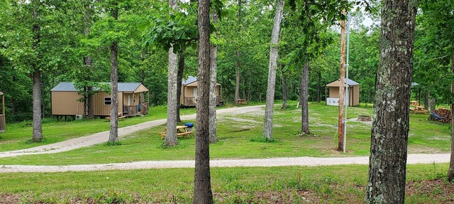Stay in Current River Cabin in Jadwin