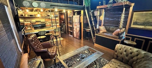 Steampunk Tiny House w/Loft Near Lake Travis in Austin