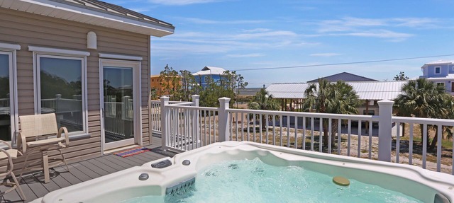 Steps From The Beach, Great Deck Space, Open Floorplan ~ Sweet Home Apalachee in Indian Pass