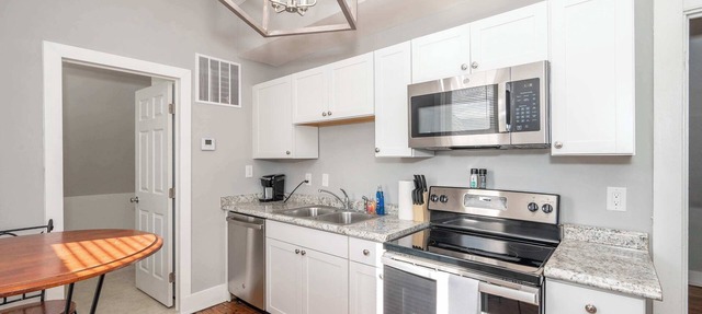 Suites on Main 3 in Covington