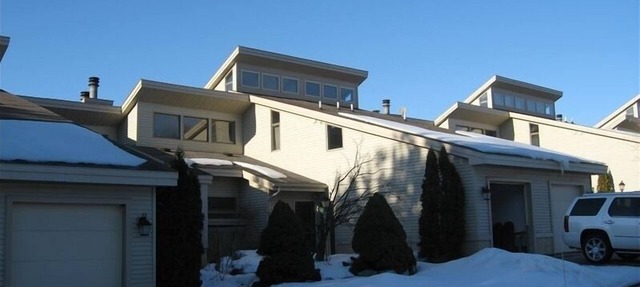Summer Golf/Winter Ski Condo in Gaylord Overlooking the Otsego Club and Resort in Gaylord