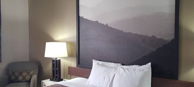 Super 8 by Wyndham Abingdon VA in Abingdon