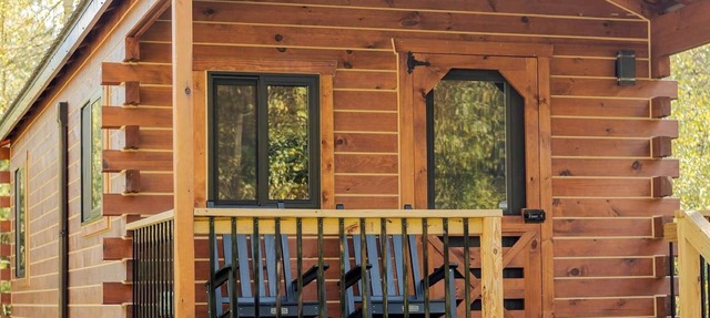 The Birch – New! Menominee River Boutique Cottage in Porterfield