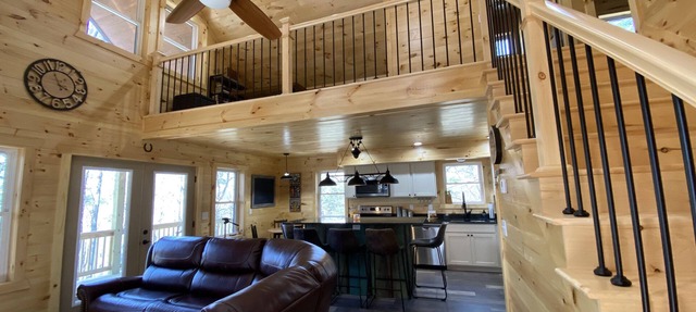 The Cabin at Lapp's Lodging in Washington Township
