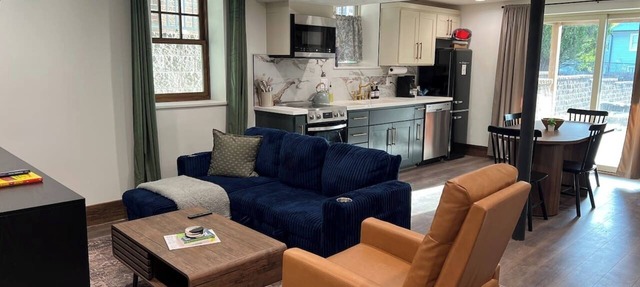The Candlelight Cellar on 10th | Fourplex in Omaha