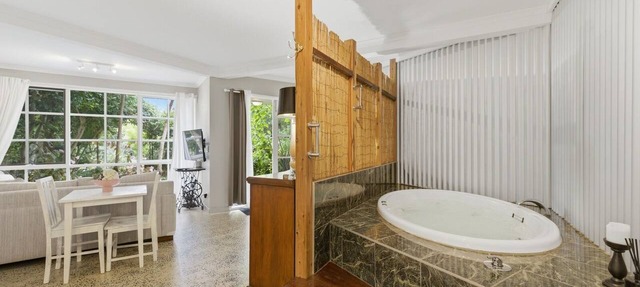 The Castle - Villa by the Sea in Cowes
