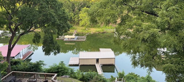 The Deckhouse with private boat dock! in Cookson
