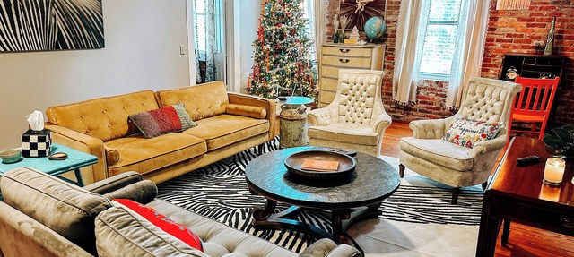 The Loft @ Studio115 a Charming Stay, Sleeps 6, in Downtown Bainbridge, GA in Bainbridge