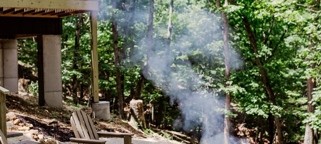 Treehouse/Hottub/Firepit-Romantic Getaway 2 in Sunrise Beach
