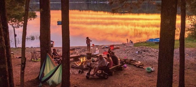Two Lakes Lodge - Large Cozy Cabin on 2 Lakes with Private Beach and 10 acres! in Irons