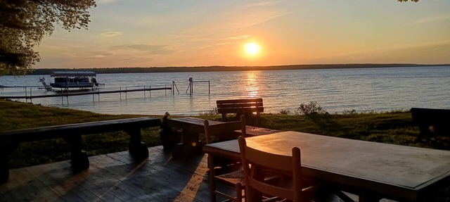 Waterfront Modernized Rustic Log Cabin on Indian Lake, Manistique, MI in Manistique