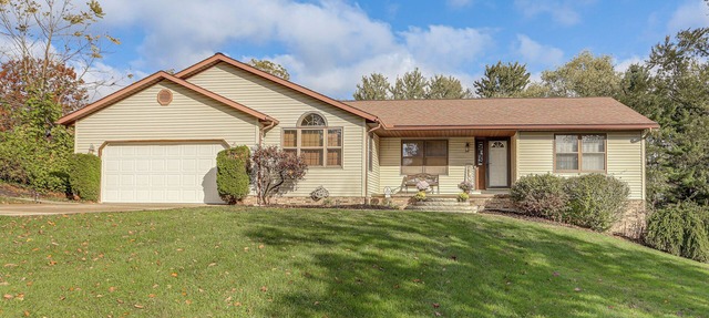 Work & Relax! Spacious Ontario Home w/Pool in Ontario