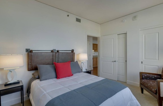 70 m² Apartment ∙ 1 bedroom ∙ 4 guests in Pearl District