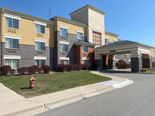 Stay America Suites Auburn Hills University 