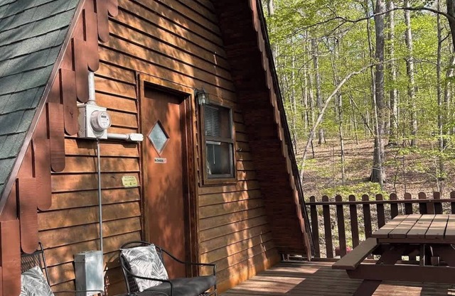 Cedar Frame Chalet Located Patoka Southern Indiana 