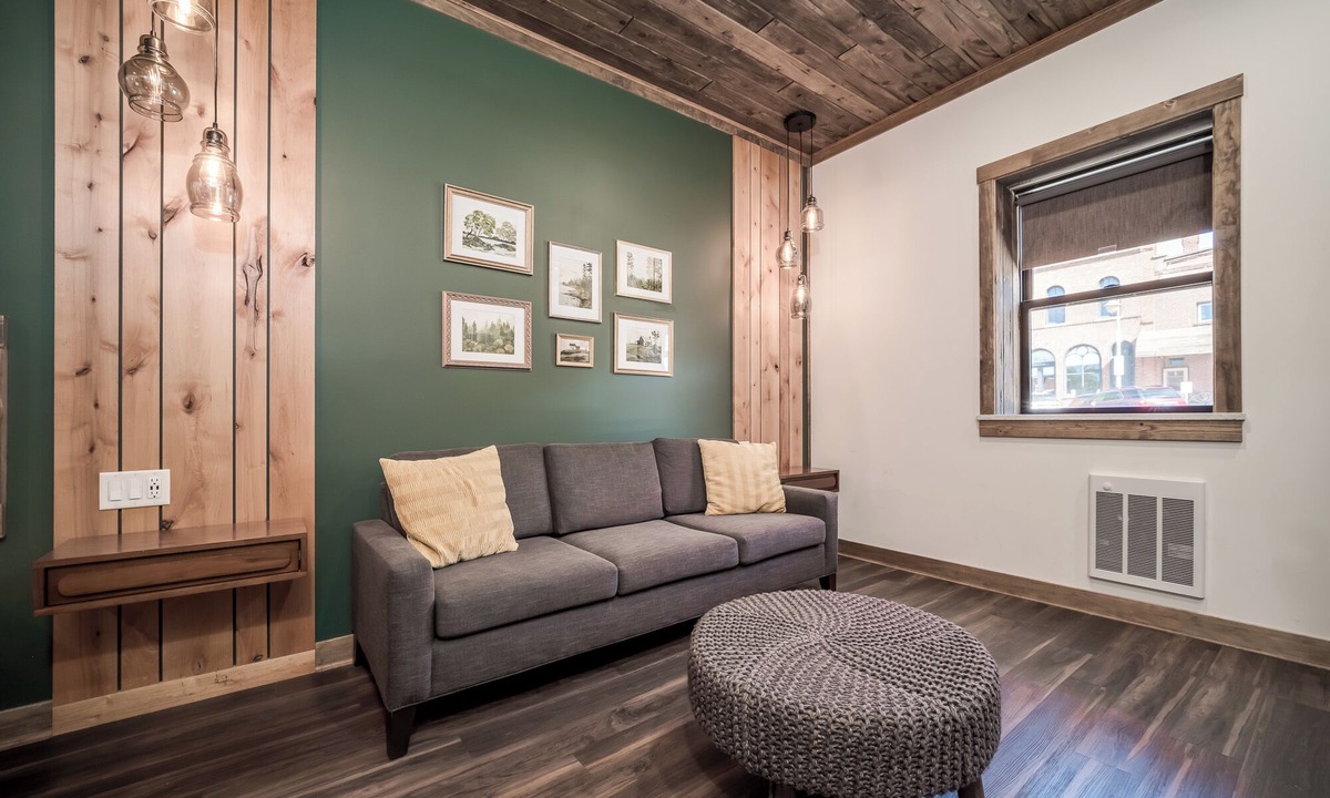 Prescott Hotel | Work & Wander | Cafés & Cozy Comforts
