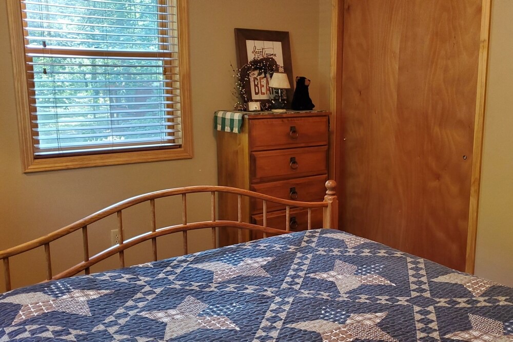 Photo of Bedroom in Iron River