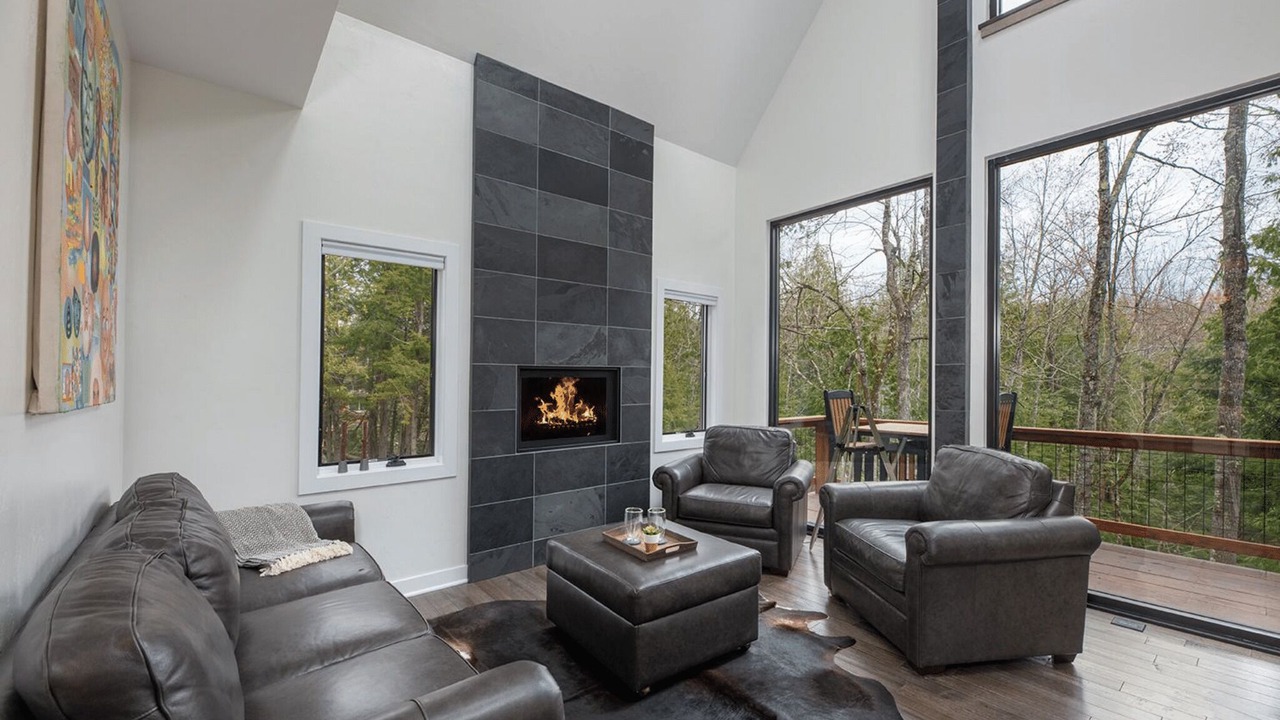 Photo of Livingroom in Mountain