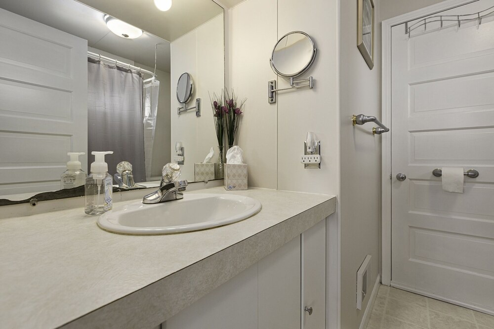 Photo of Bathroom in Anchorville