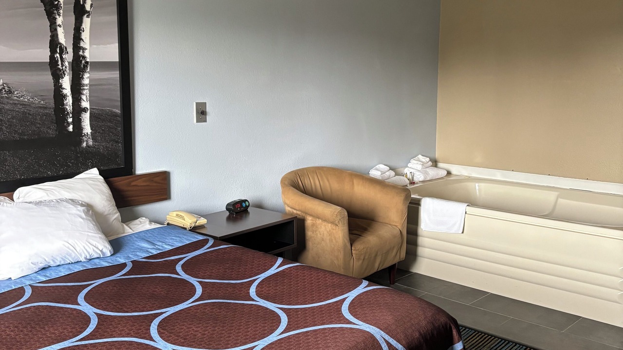 Photo of Bedroom in Escanaba