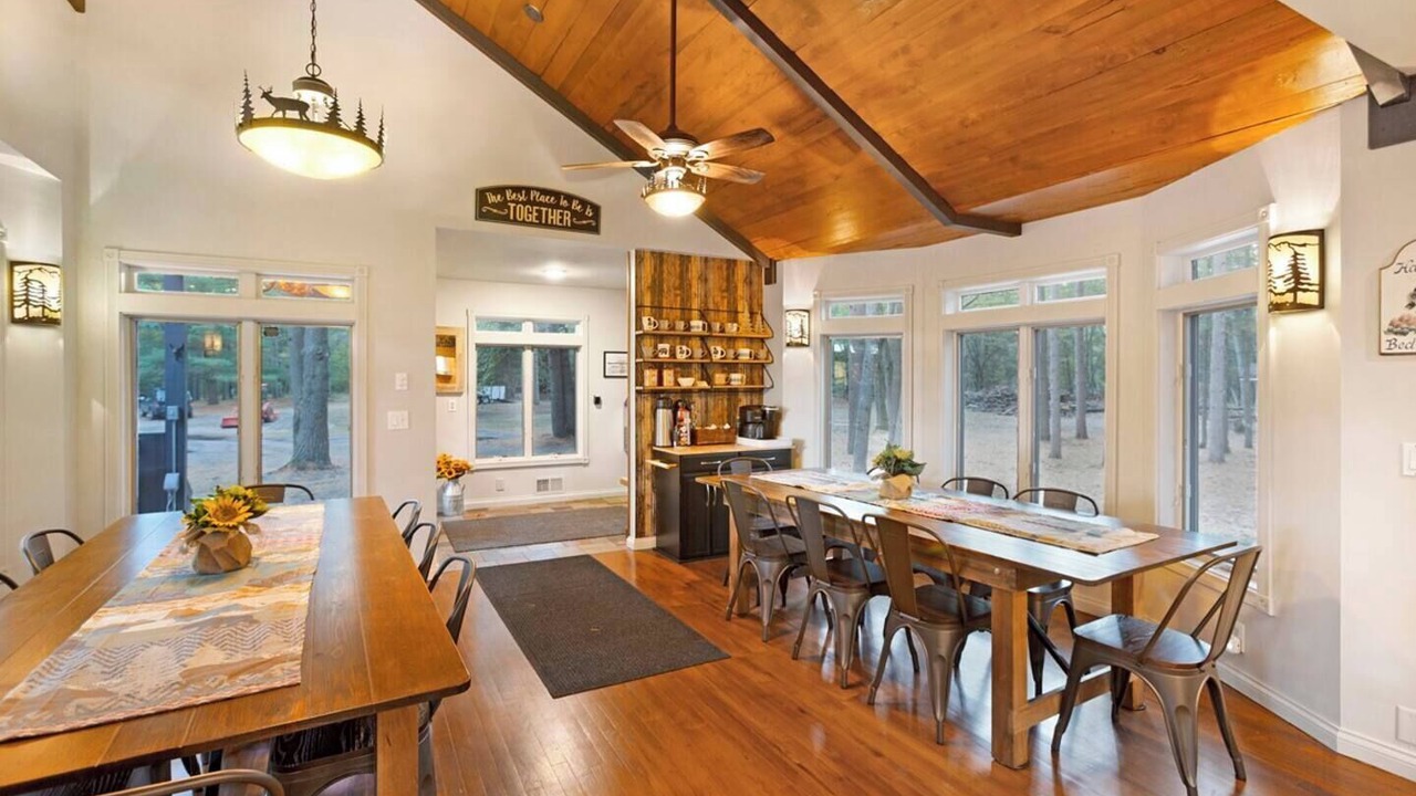 Photo of Bedroom in Interlochen