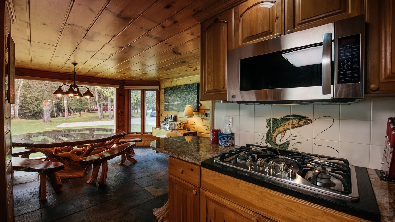 Photo of Kitchen in Grayling