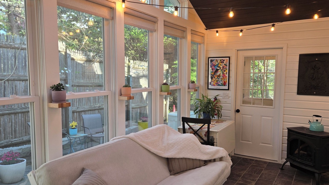 Photo of Livingroom in Michigan City