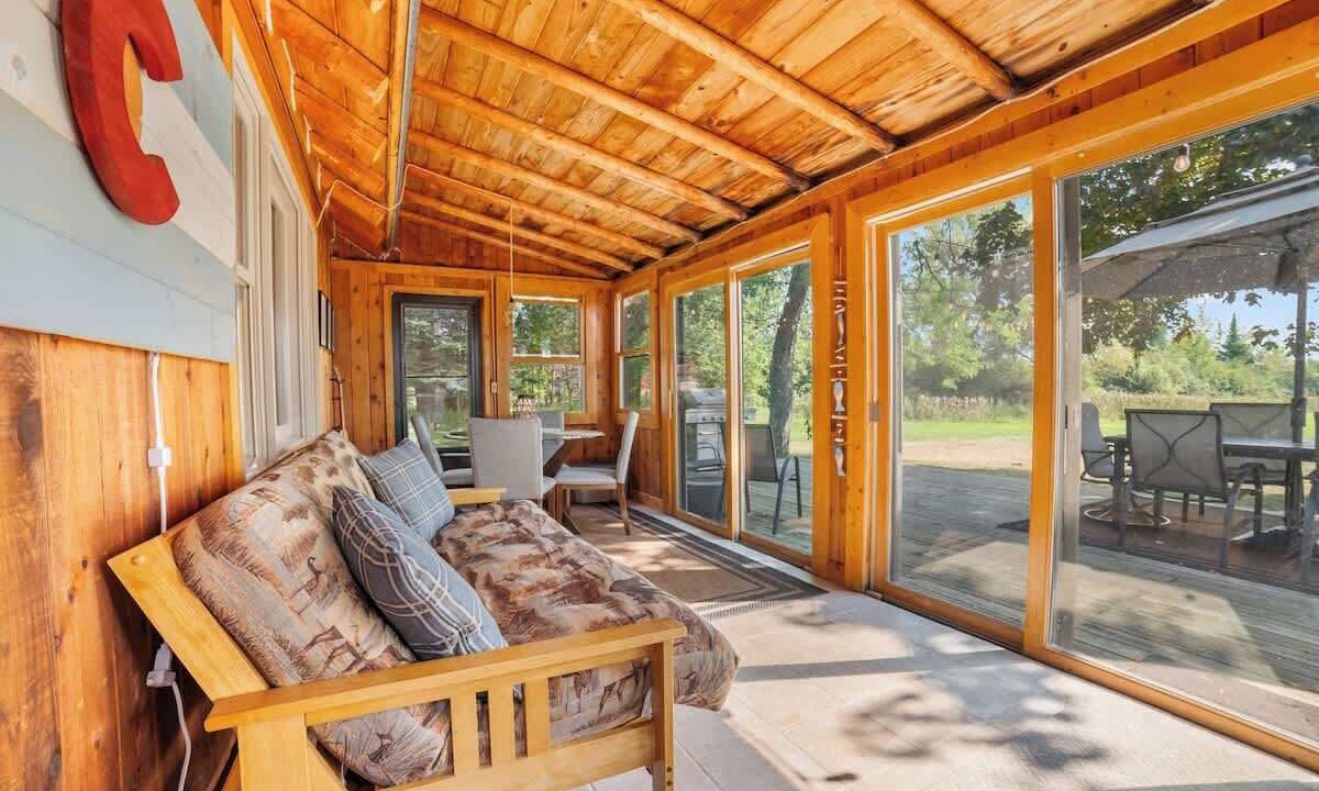Photo of Livingroom in Bellaire