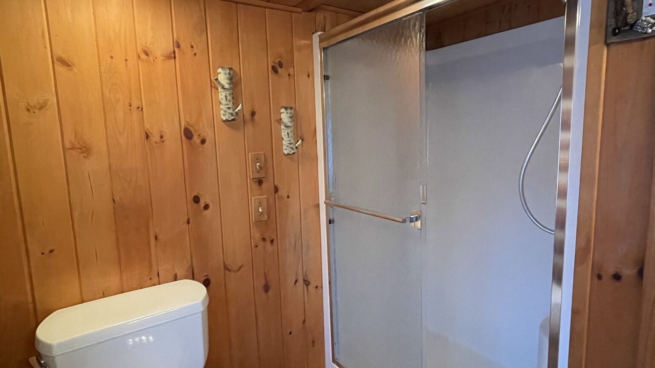 Photo of Bathroom in Grayling