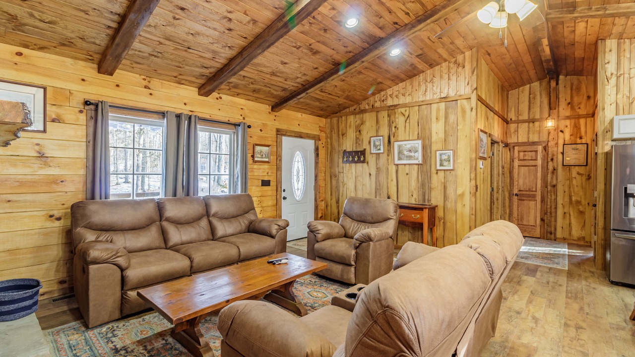 Photo of Livingroom in West Union