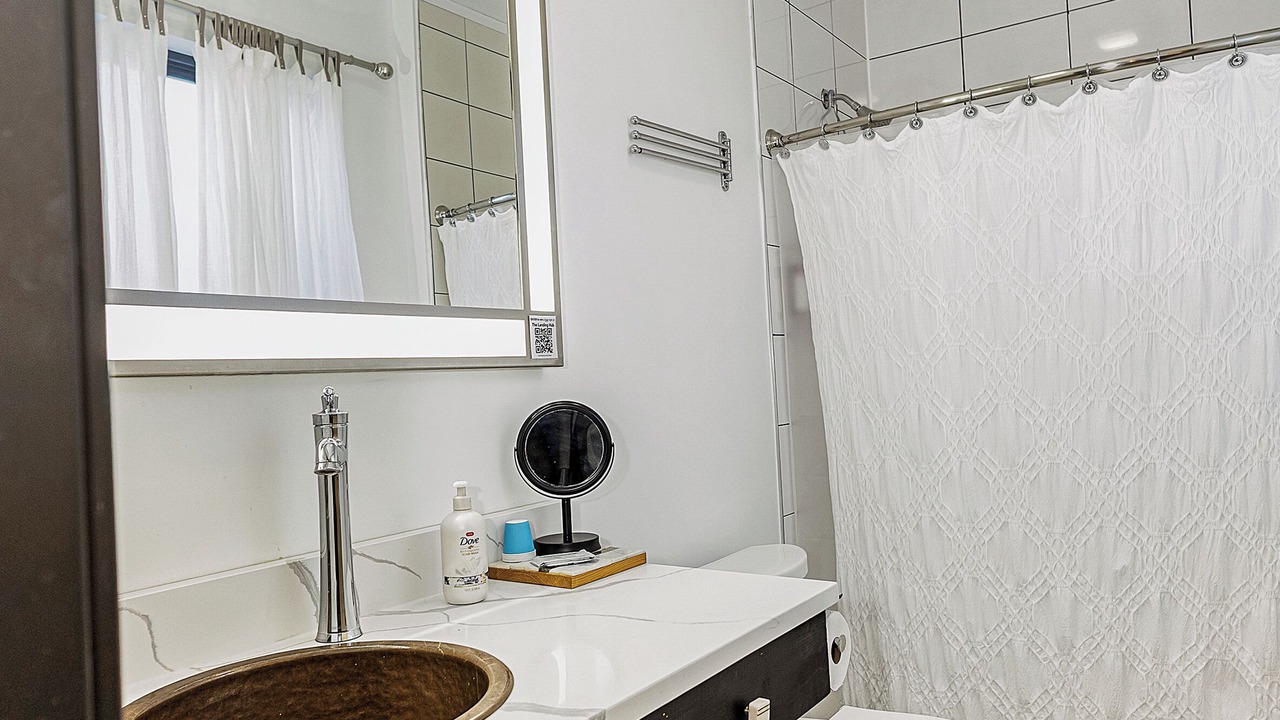 Photo of Bathroom in Pacific