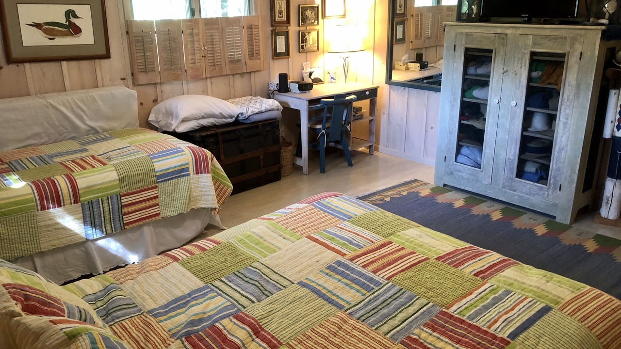 Photo of Bedroom in Lake Township