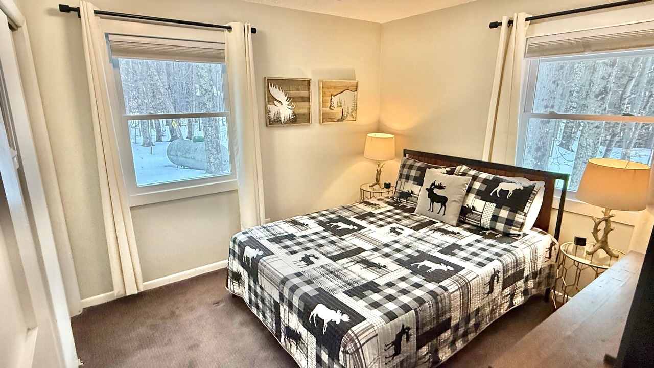 Photo of Bedroom in Thompsonville
