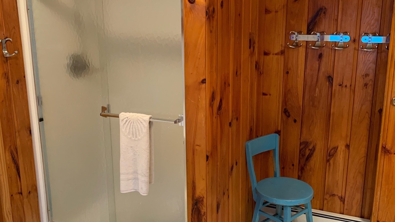 Photo of Bathroom in Abrams