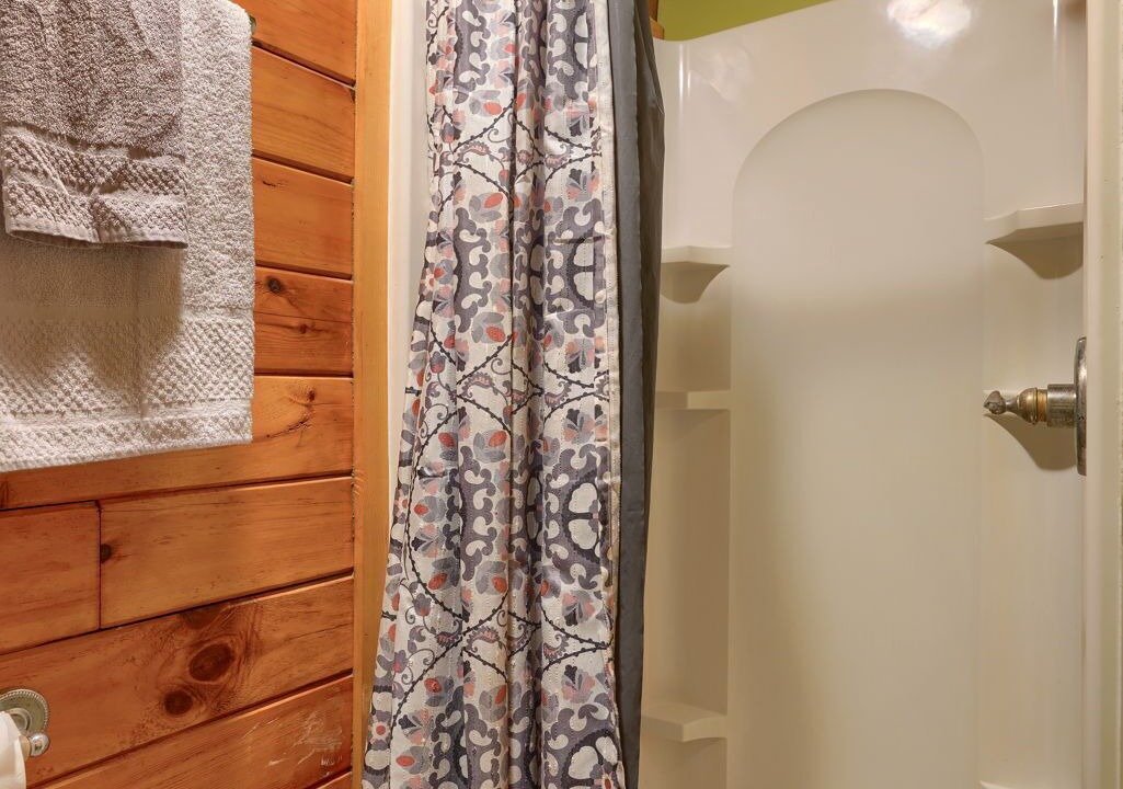 Photo of Bathroom in Logan