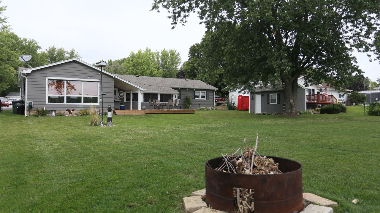 Photo of Outdoor in Newville