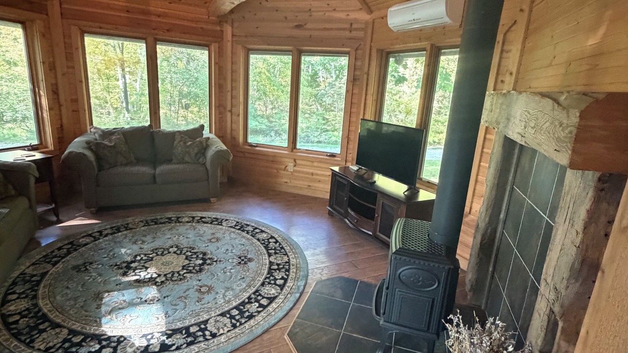 Photo of Livingroom in Hope