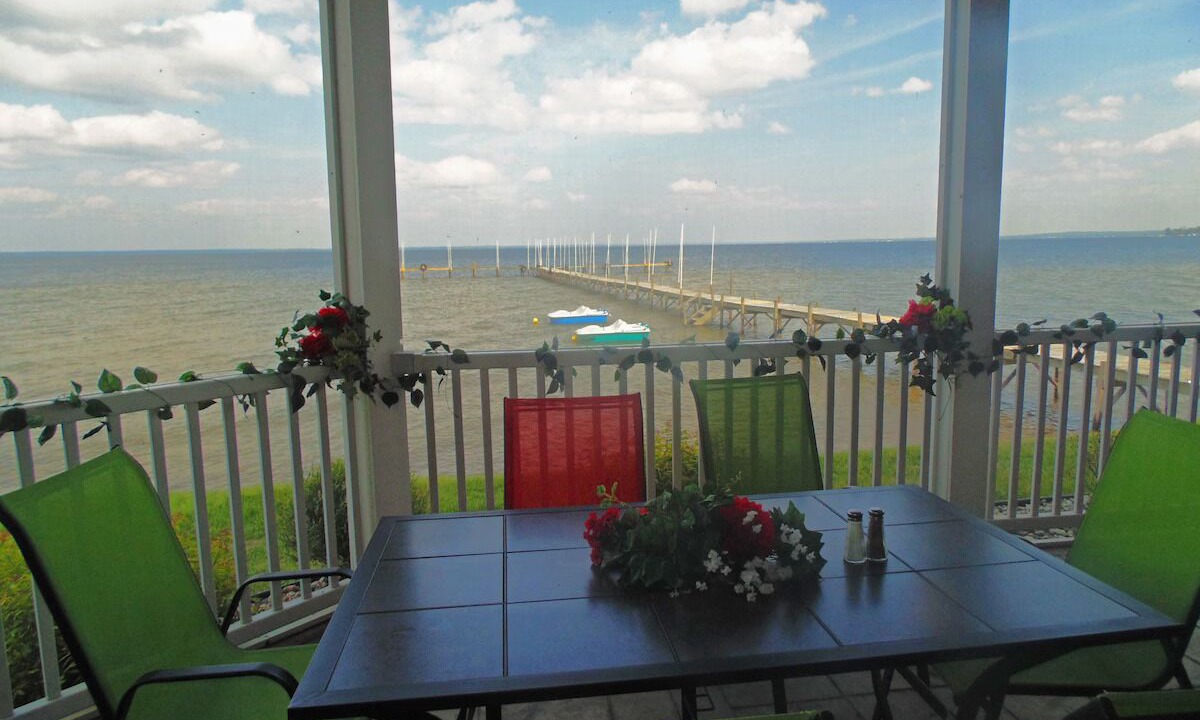 Photo of Patio Balcony in Houghton Lake